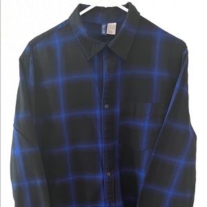 Plaid Long tail Button down
